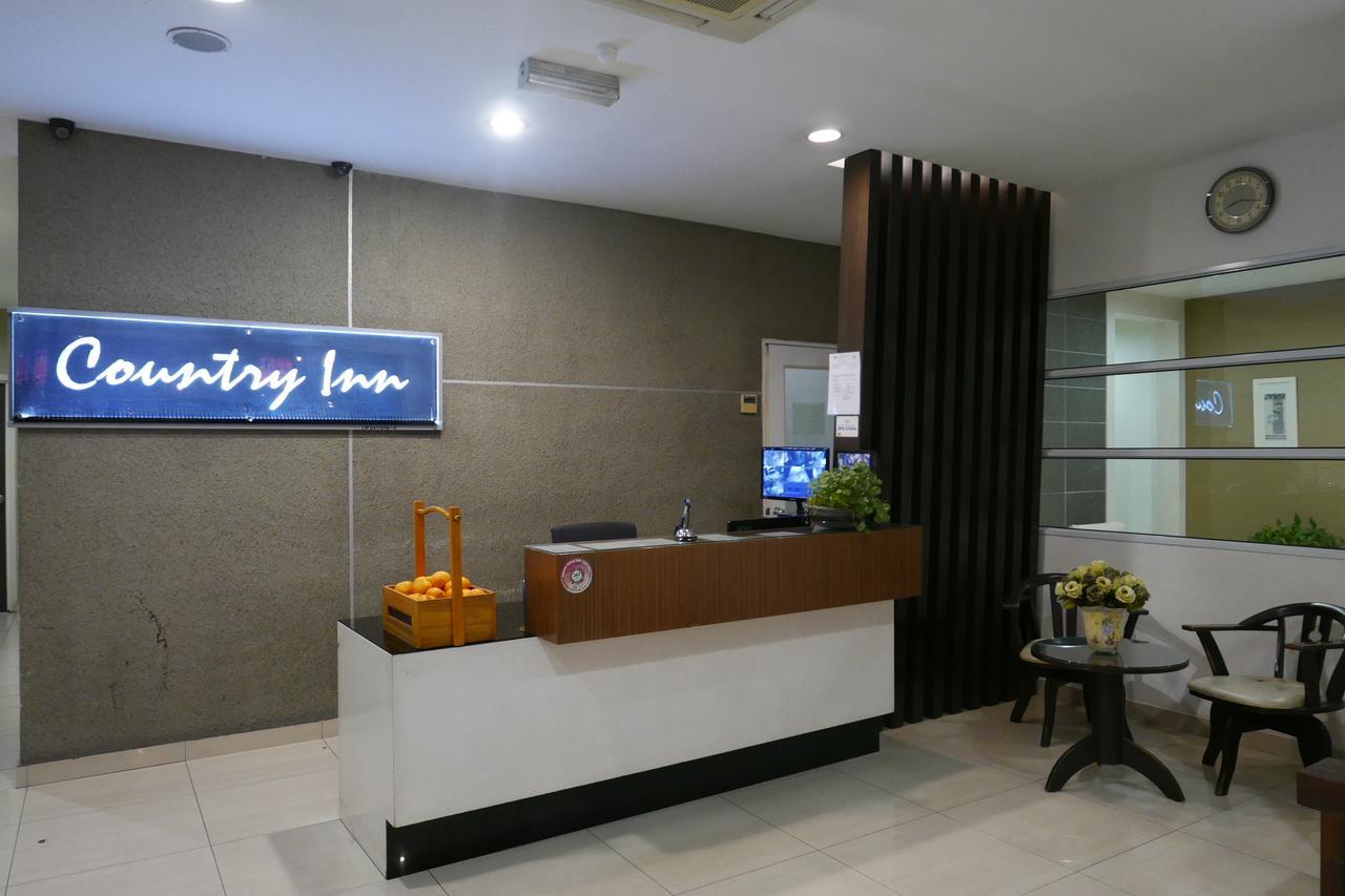 Country Inn Кулаи Экстерьер фото