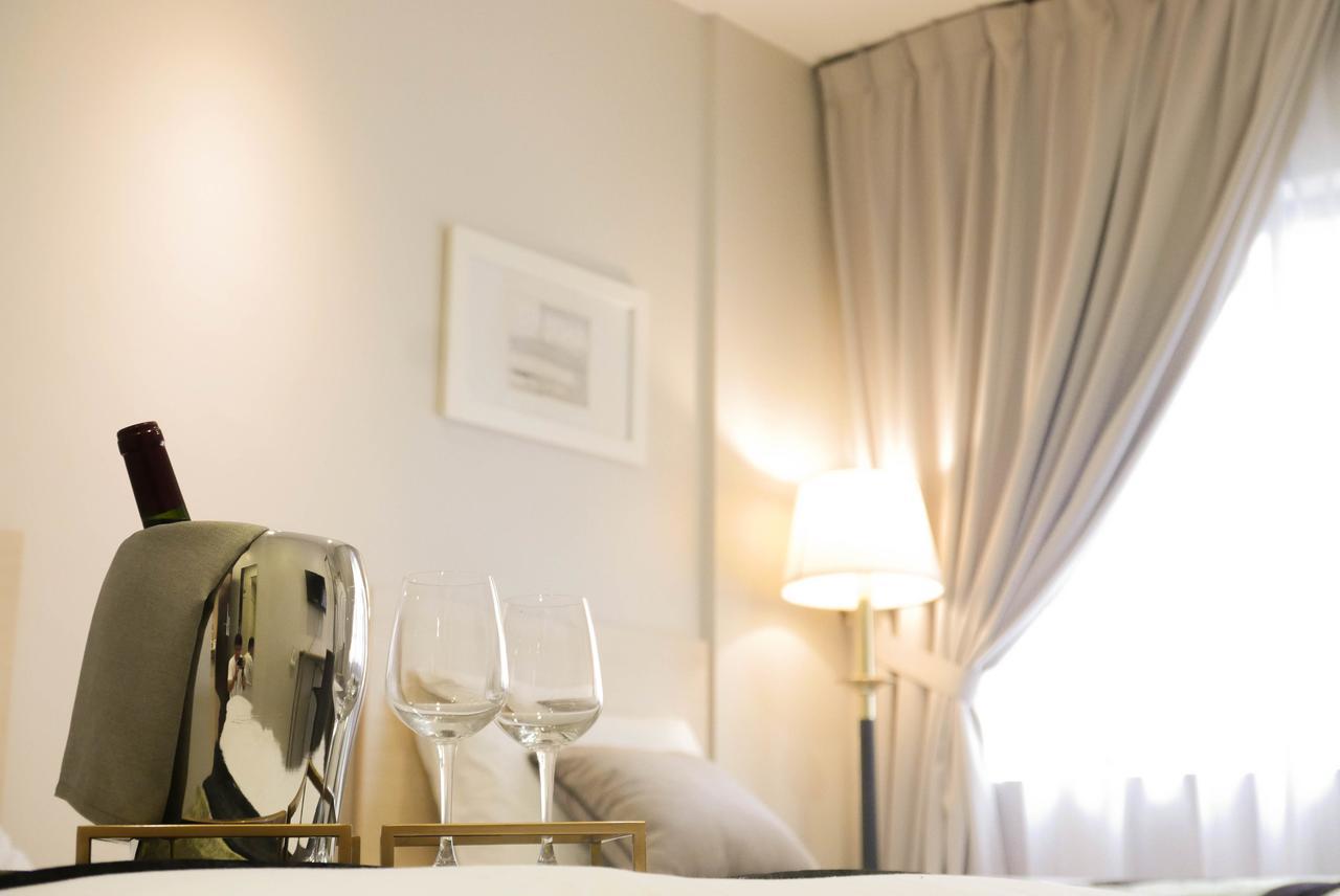 Country Inn Кулаи Экстерьер фото
